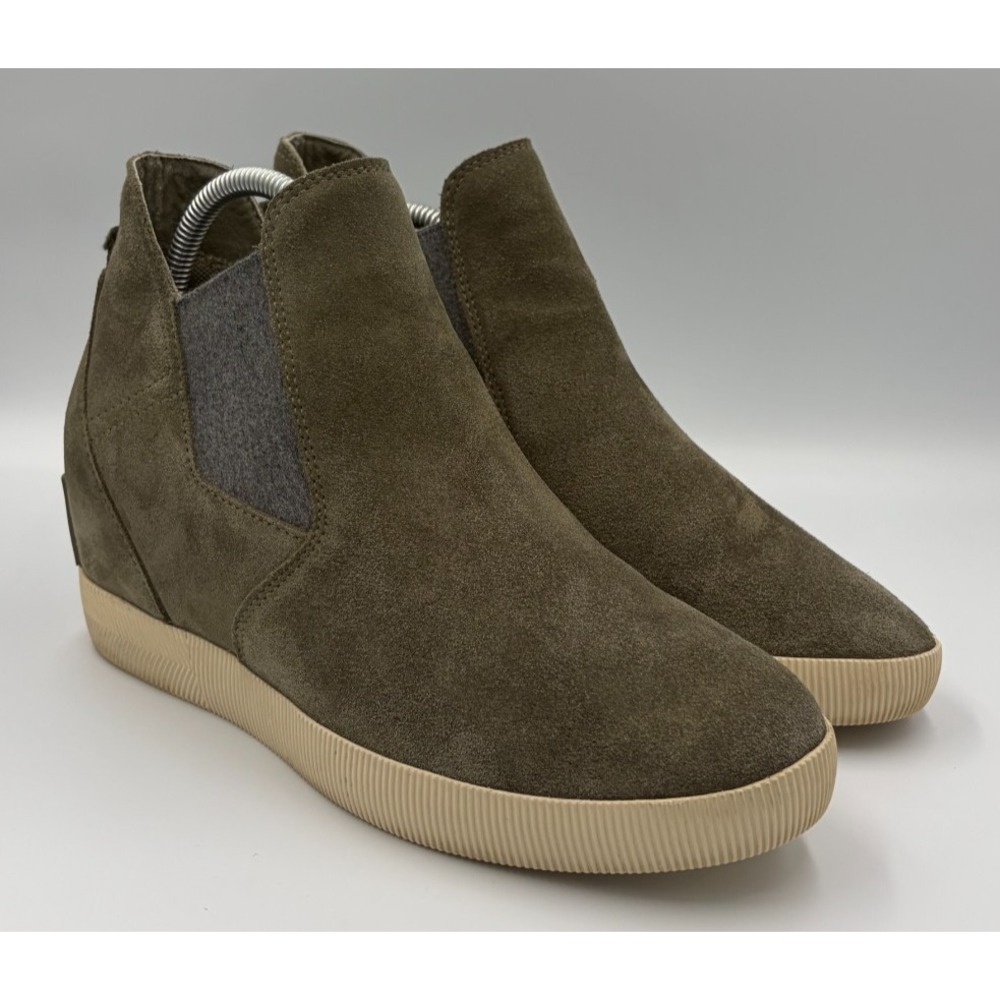 SOREL Out N About Slip On Wedge Boots Womens 10 Green Suede Chelsea NL4911-399